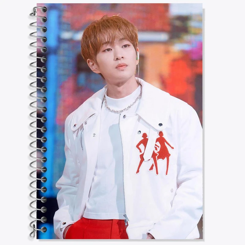 دفتر لغت 50 برگ خندالو مدل اونیو گروه شاینی Shinee کد 21307