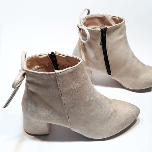 نیم بوت زنانه کد 2022SK