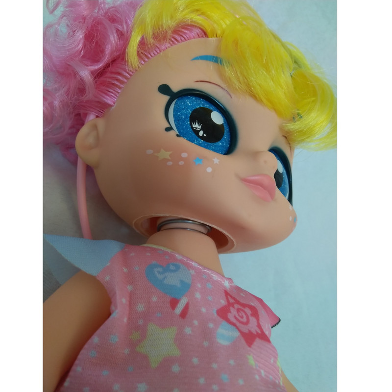 عروسک مدل دختر چشم درشت طرح Kindi Kidi ارتفاع 30 سانتی‌متر