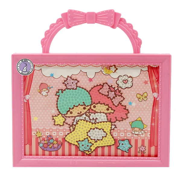 بازی آموزشی باکیدز مدل نقاشی الماس قاب دار دسته دار طرح دختر پسر