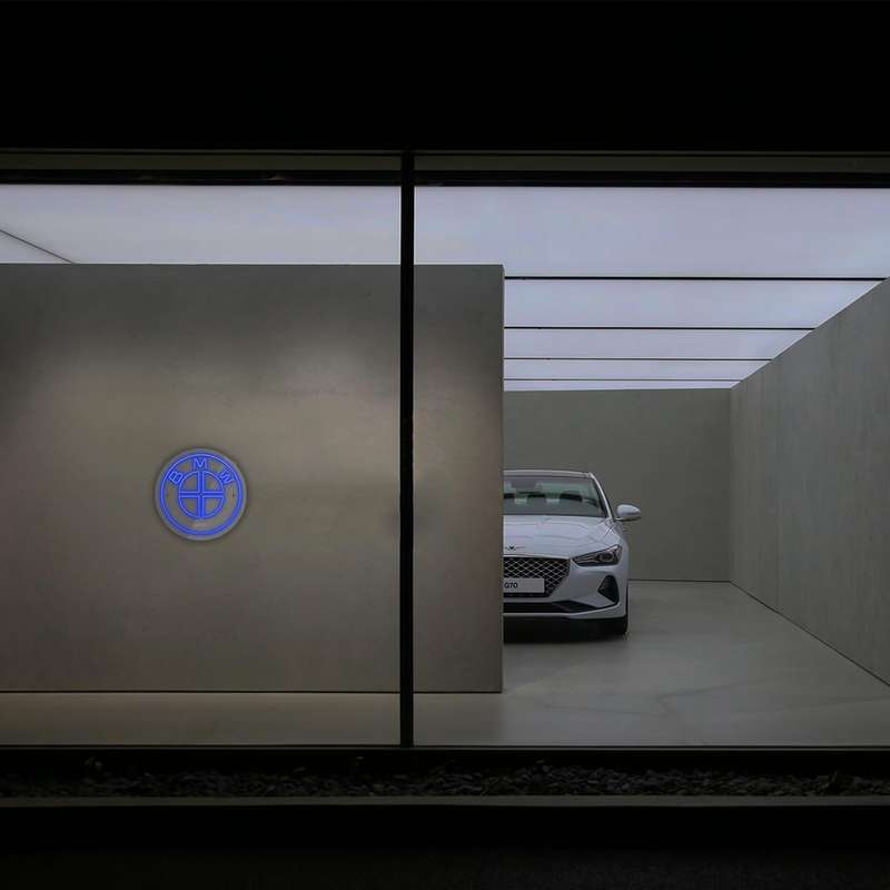 چراغ دیواری نئون دیزاین طرح Bmw_BL