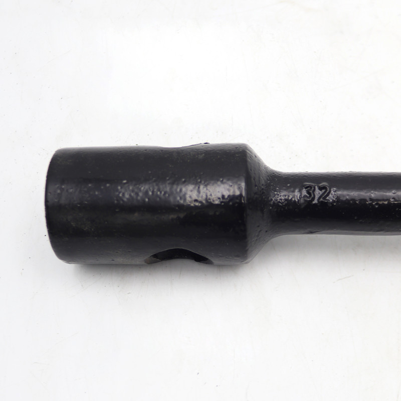 آچار چرخ مدل گوریلا کد YP-KAMIYOONI سایز 32-33 میلیمتر آچار چرخ مدل گوریلا کد YP-KAMIYOONI سایز 32-33 میلیمتر