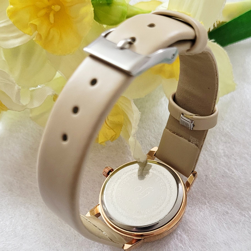 ساعت مچی عقربه ای دخترانه مدل اویلیجیا کد OLi 2