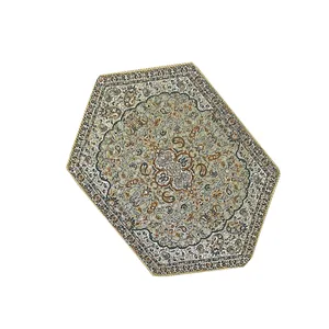 رومیزی ترمه مدل دیبا کد R40