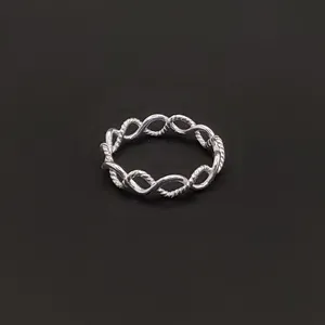 انگشتر نقره زنانه مدل گیسو