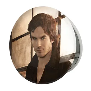 آینه جیبی خندالو طرح دیمون سالواتوره خاطرات یک خون آشام  The Vampire Diaries  مدل تاشو کد 23683 