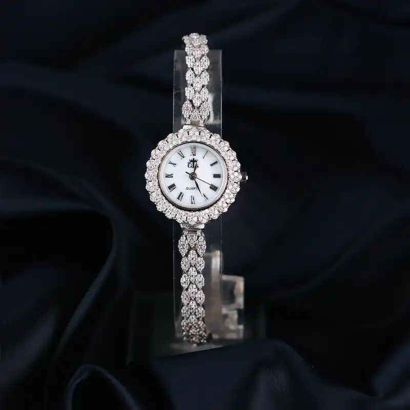 ساعت مچی عقربه ای زنانه جی تی ای مدل جی نایس 27