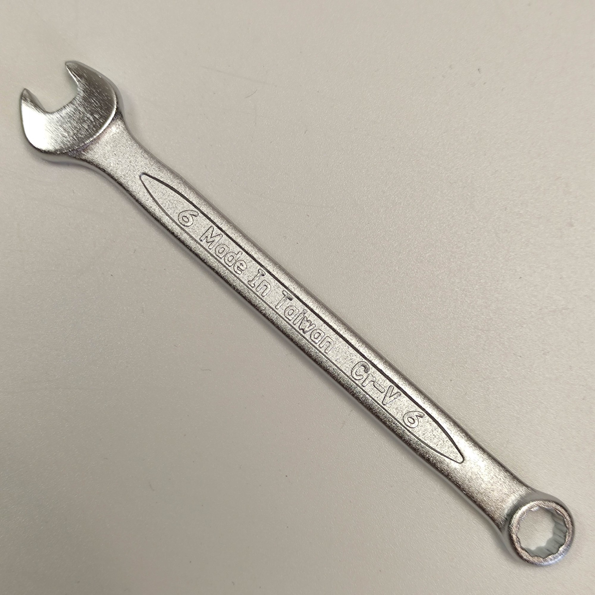 آچار یکسر تخت و یکسر رینگی واستر مدل 6VAS سایز 6 میلی متر