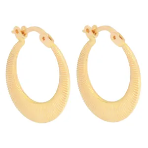 گوشواره طلا 18 عیار زنانه طلای مستجابی مدل صدفی کد 26