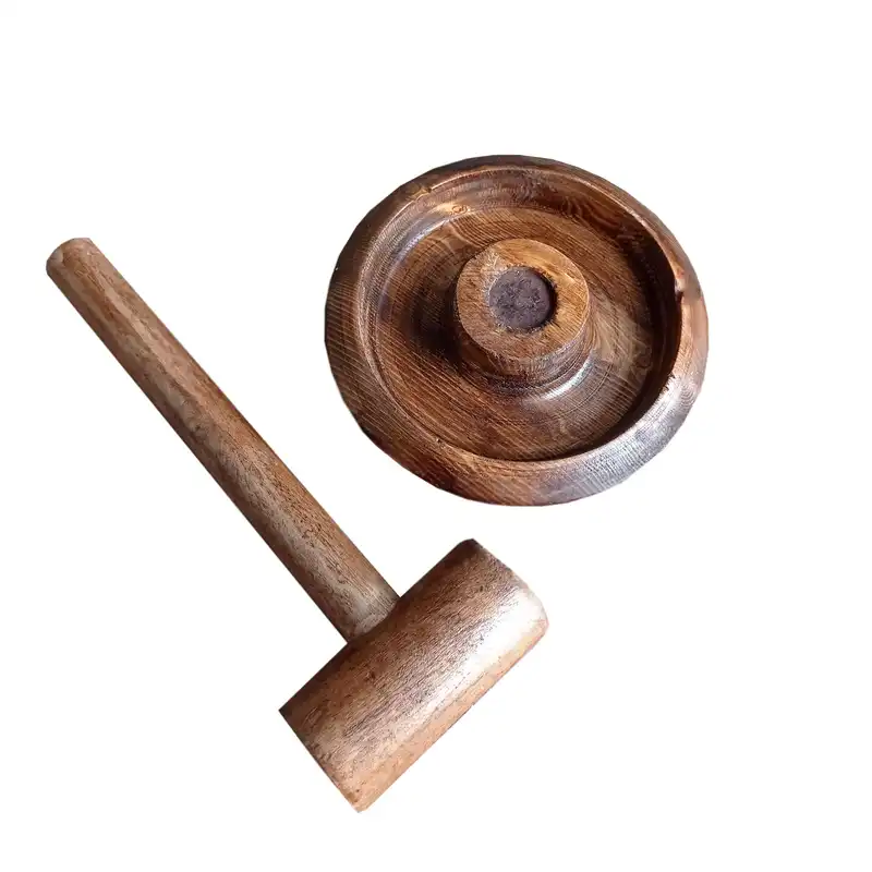 گردو شکن چوبی مدل شمشاد