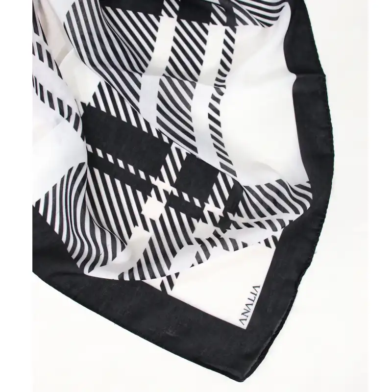 دستمال سر و گردن زنانه مدل مینی اسکارف تابستانه قواره کوچیک چهارخونه کد ana-2435