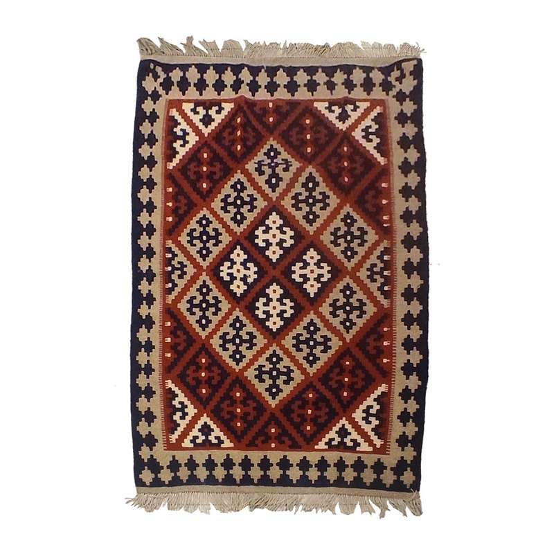 گلیم دستباف یک و نیم متری مدل قشقایی کد 5012