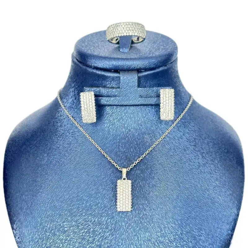 نیم ست نقره زنانه مدل پرنس BARF13