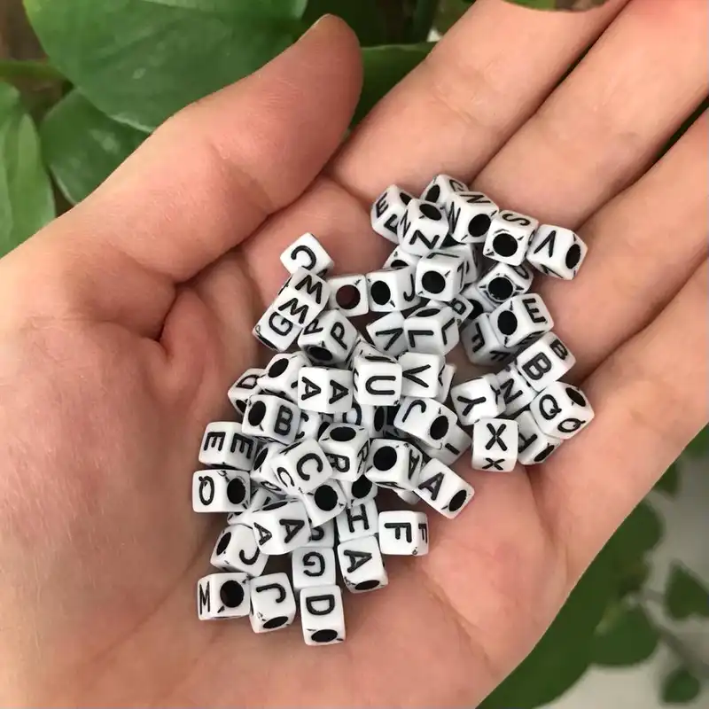 مهره دستبند مدل حروف انگلیسی کد 467 بسته 330 عددی
