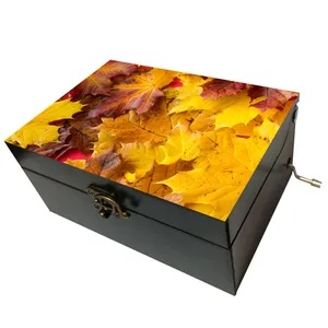 جعبه موزیکال مدل هندلی طرح برگ های پاییزی کد T1036