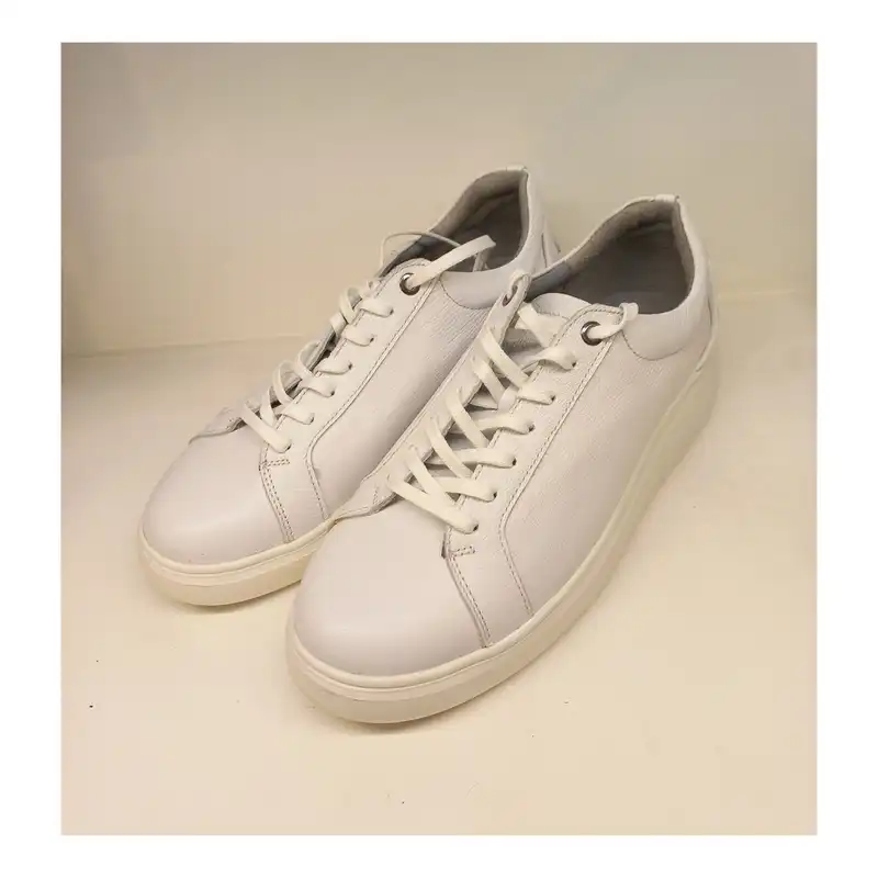 کفش روزمره زنانه سرزمین چرم مدل 141757 رنگ سفید