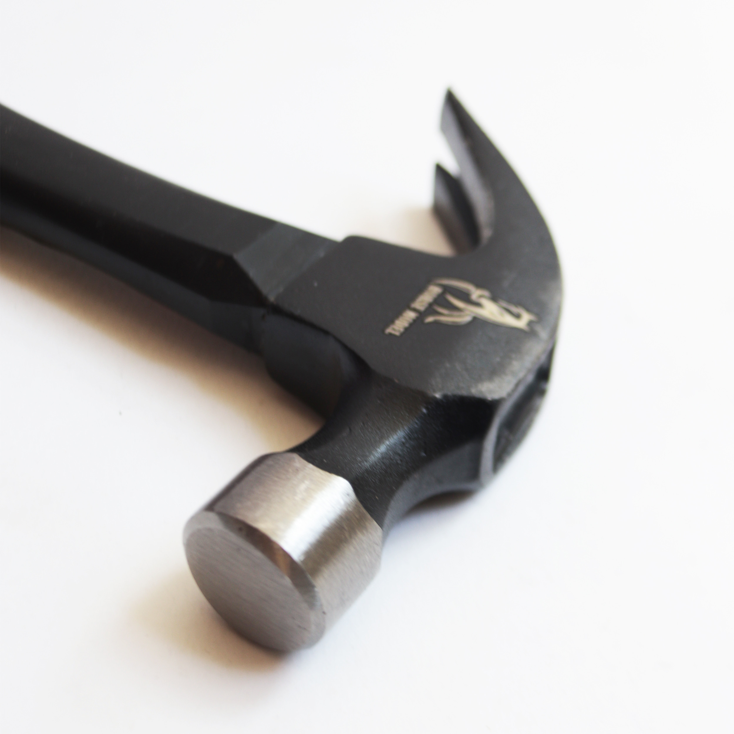 چکش مدل هورس کد YPAT-2SHAKH-250GR وزن 440 گرم چکش مدل هورس کد YPAT-2SHAKH-250GR وزن 440 گرم