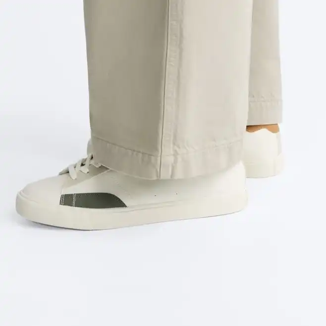 کفش روزمره مردانه مدل sneakers with contrast pieces 2024