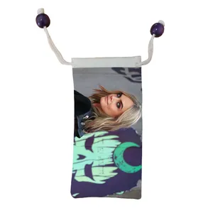 کاور عینک اطلس آبی طرح بازیگر کارا جاسلین دلوین مدل KE1375