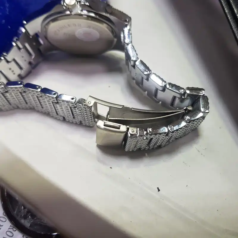 ساعت مچی عقربه ای زنانه مدل فول نگین کد 06