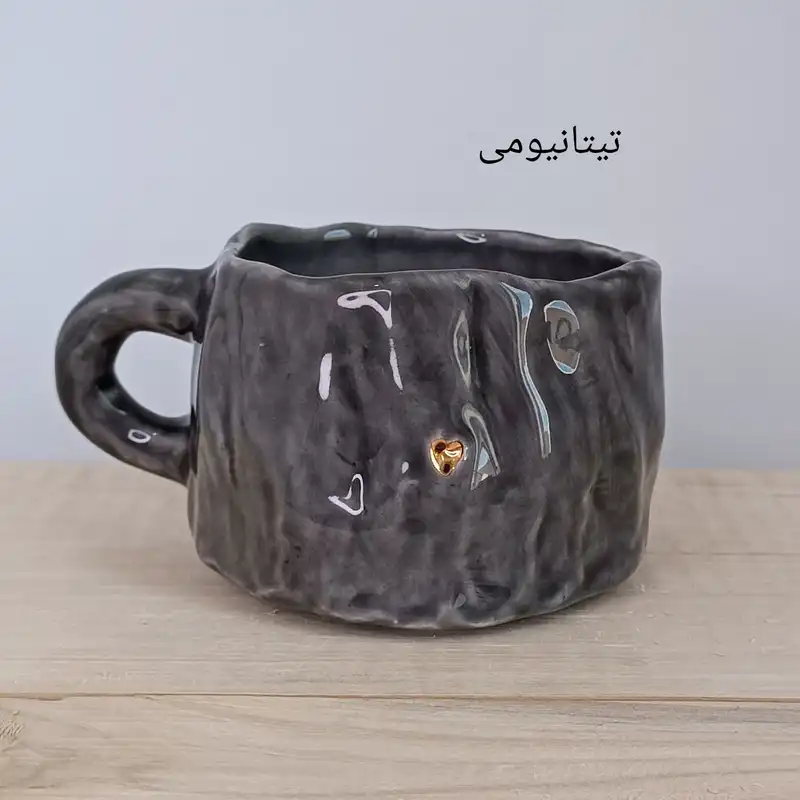 ماگ سرامیکی مدل دفرمه طرح قلب