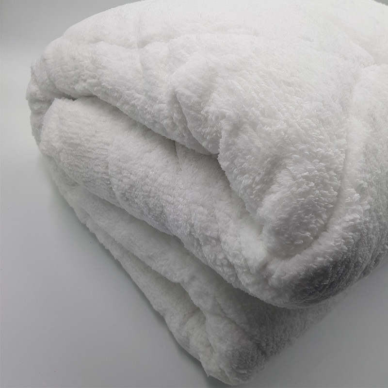 لحاف کاتن باکس مدل Sherpa C.F دو نفره سایز 195x215 سانتی متر لحاف کاتن باکس مدل Sherpa C.F دو نفره سایز 195x215 سانتی متر