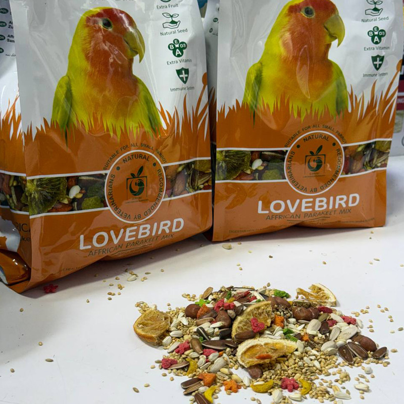 غذای طوطی برزیلی سلکتیو مدل LOVE BIRD وزن 1 کیلوگرم