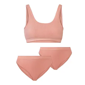 ست شورت و نیم تنه زنانه اسمارا مدل Am مجموعه 3 عددی