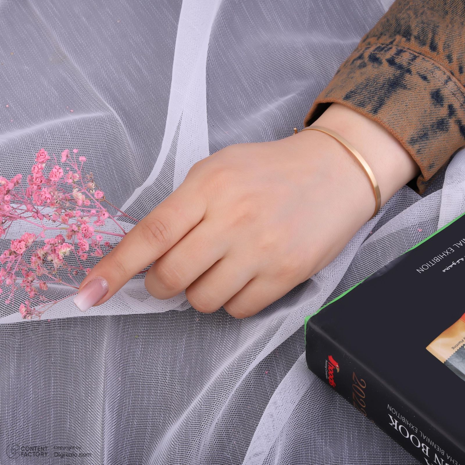 دستبند النگویی طلا 18 عیار زنانه حافا گلد مدل bn012 -  - 9