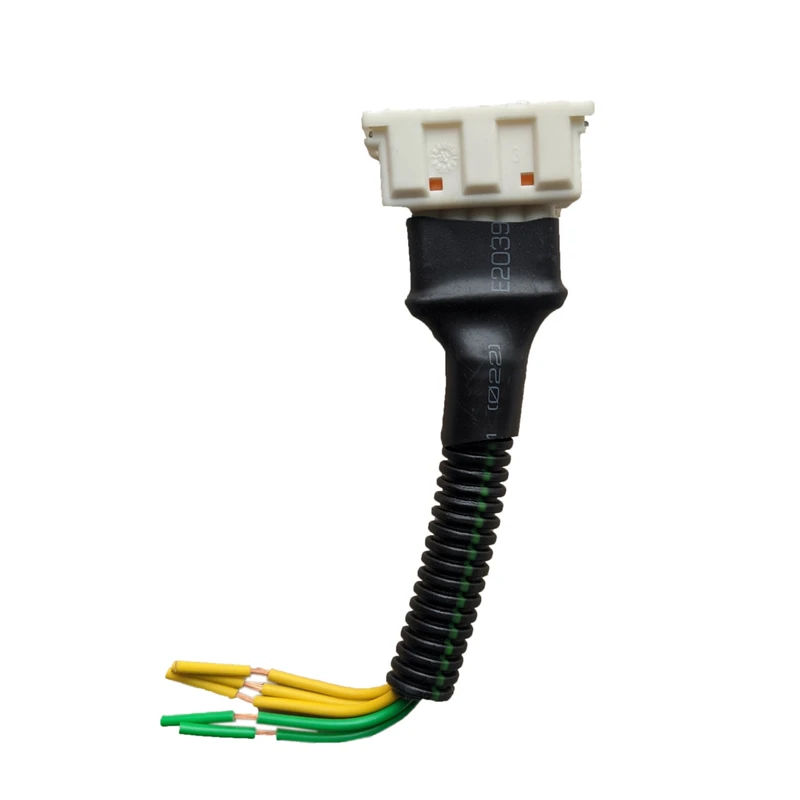 سوکت 5 فیش خودرو تک لایت مدل Am
