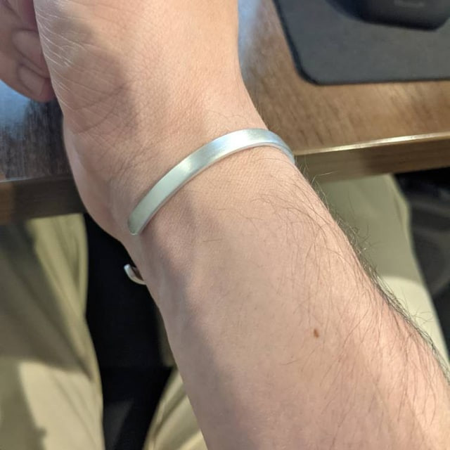 دستبند نقره مردانه مدل ساده طرح مات