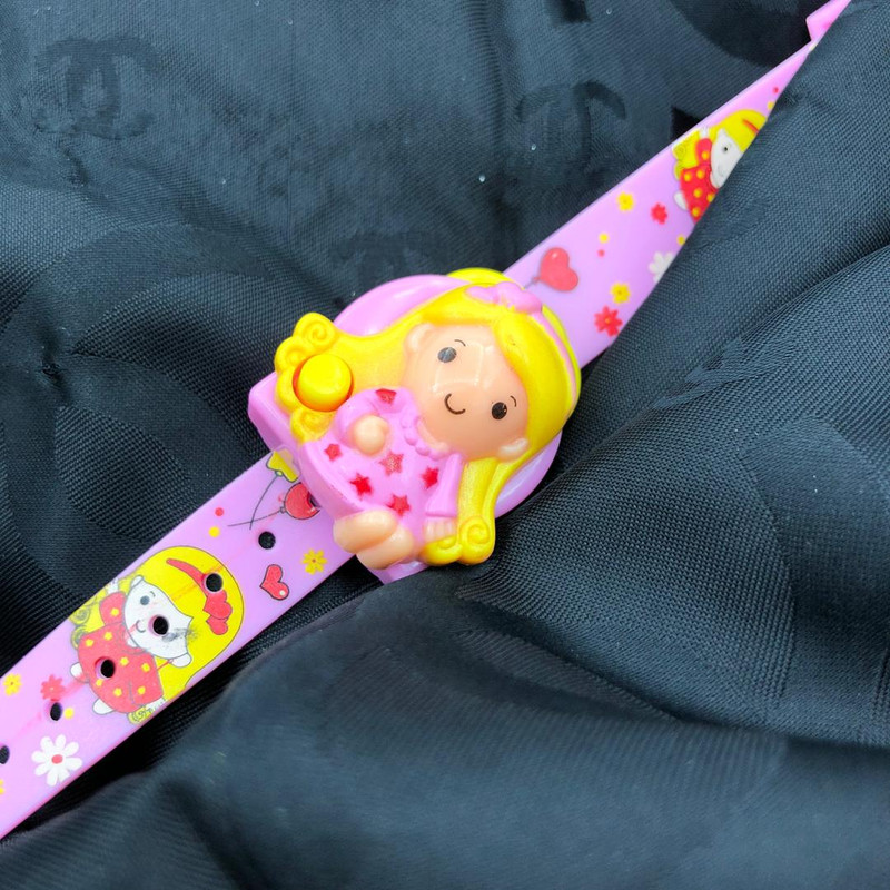 ساعت مچی دیجیتال دخترانه مدل ga2500 ساعت مچی دیجیتال دخترانه مدل ga2500