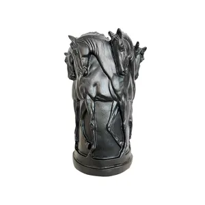 گلدان دکوری مدل اسب کد 1392
