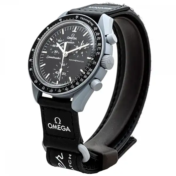 ساعت مچی عقربه ای مدل mision to moon