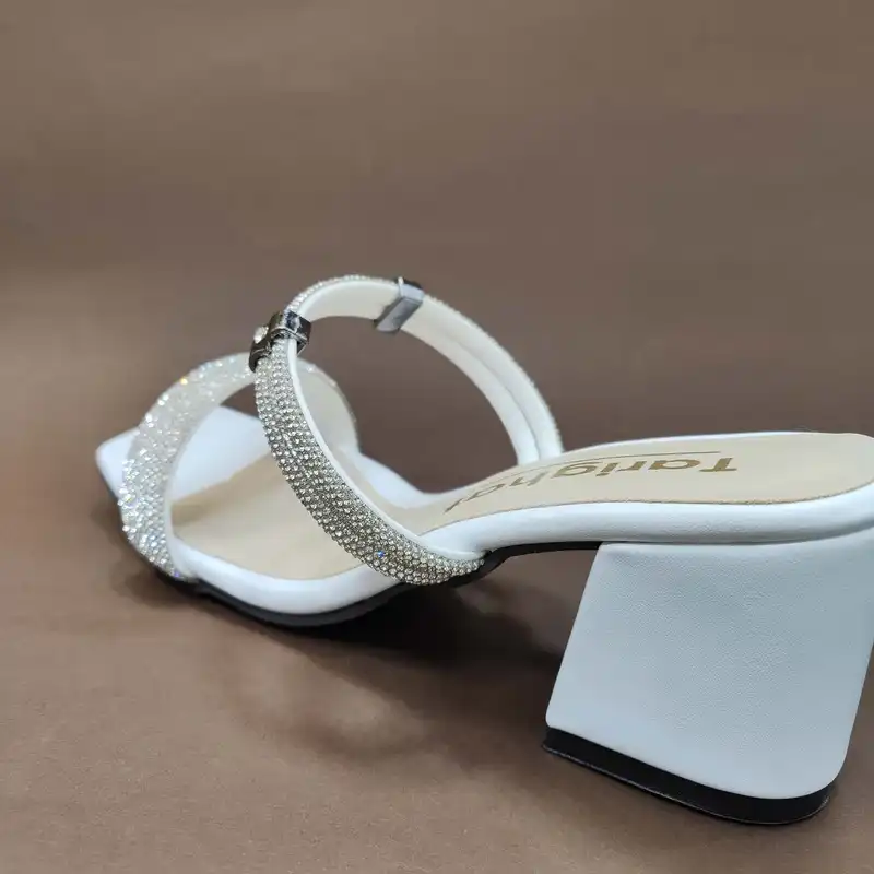 صندل زنانه مدل 2024