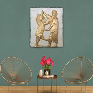 دیوارکوب تندیس و پیکره شهریار مدل کتیبه جنگ با هیولا کد FG360 