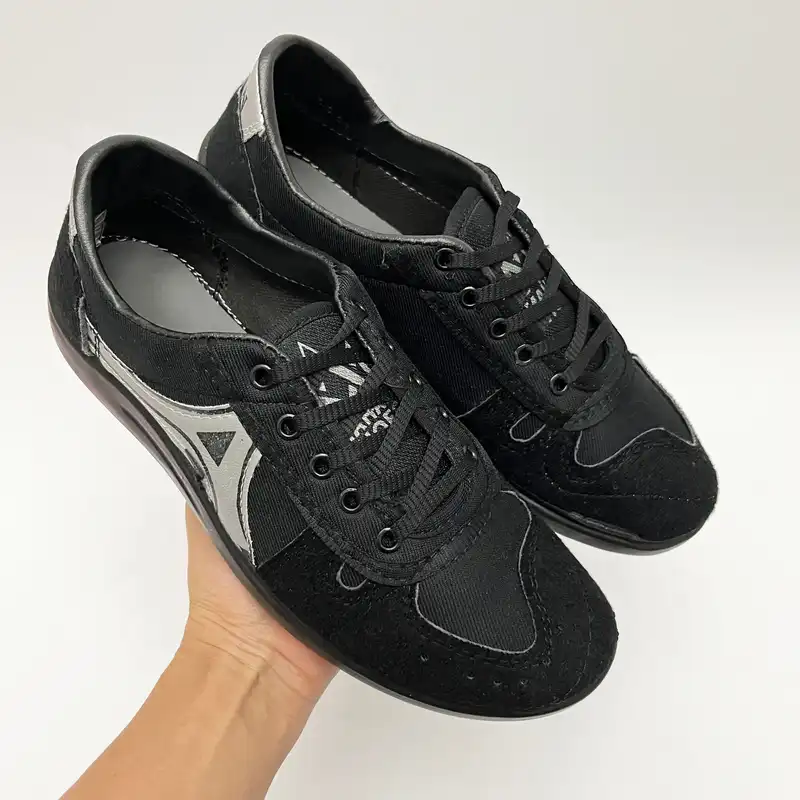 کفش پیاده روی مردانه مدل 1111