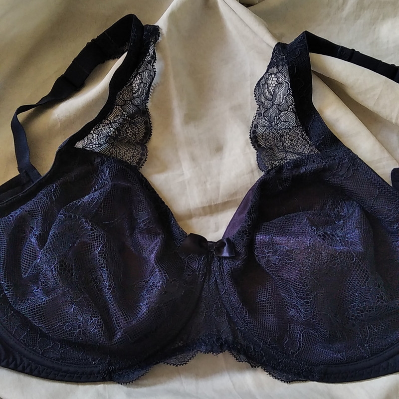 سوتین زنانه اسمارا مدل Am