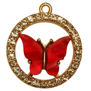 آویز دستبند مدل پروانه های جذاب نگین دار کد AD 897