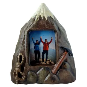 قاب عکس مدل کوه سایز 6×5 سانتی متر 