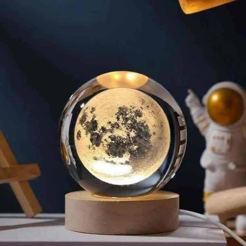 چراغ رومیزی مدل گوی شیشه ای 3D طرح ماه کامل
