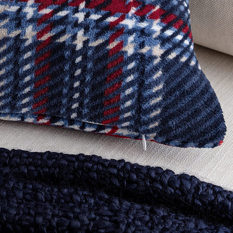 کوسن مادام کوکو مدل Patrice Lacivert