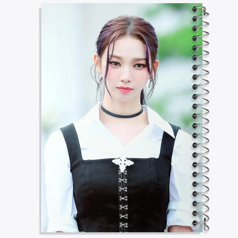 دفتر ژورنال نویسی 50 برگ خندالو مدل نقطه ای طرح کارینا گروه آسپا Aespa کد 19711