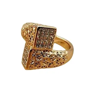 انگشتر زنانه مدل نگین دار