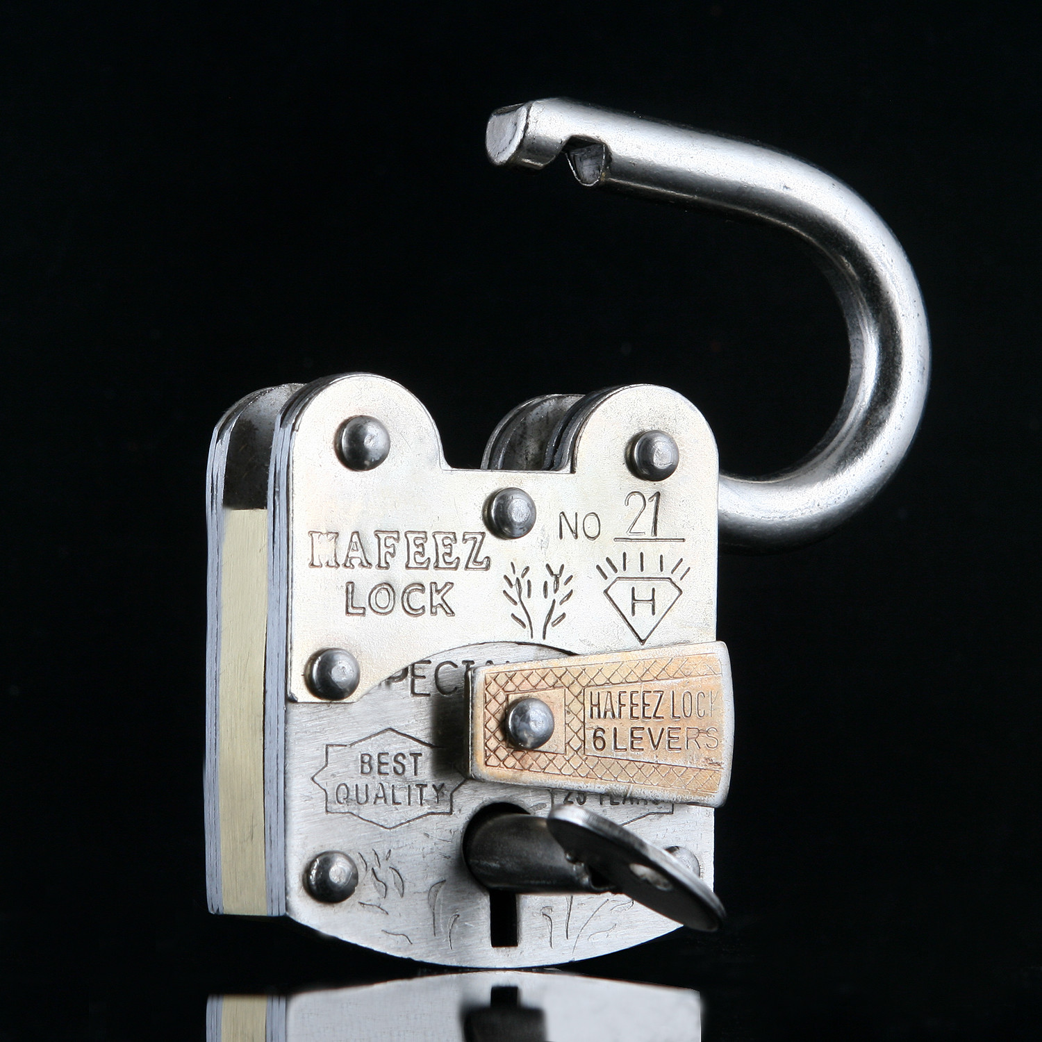 قفل آویز مدل C133 قفل آویز مدل C133