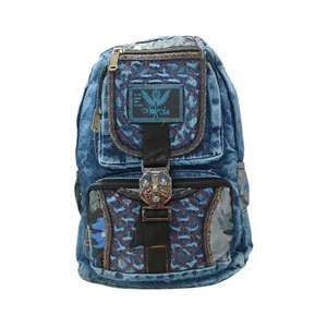 کوله پشتی مدرسه مدل لی طرح بالدار کد 007