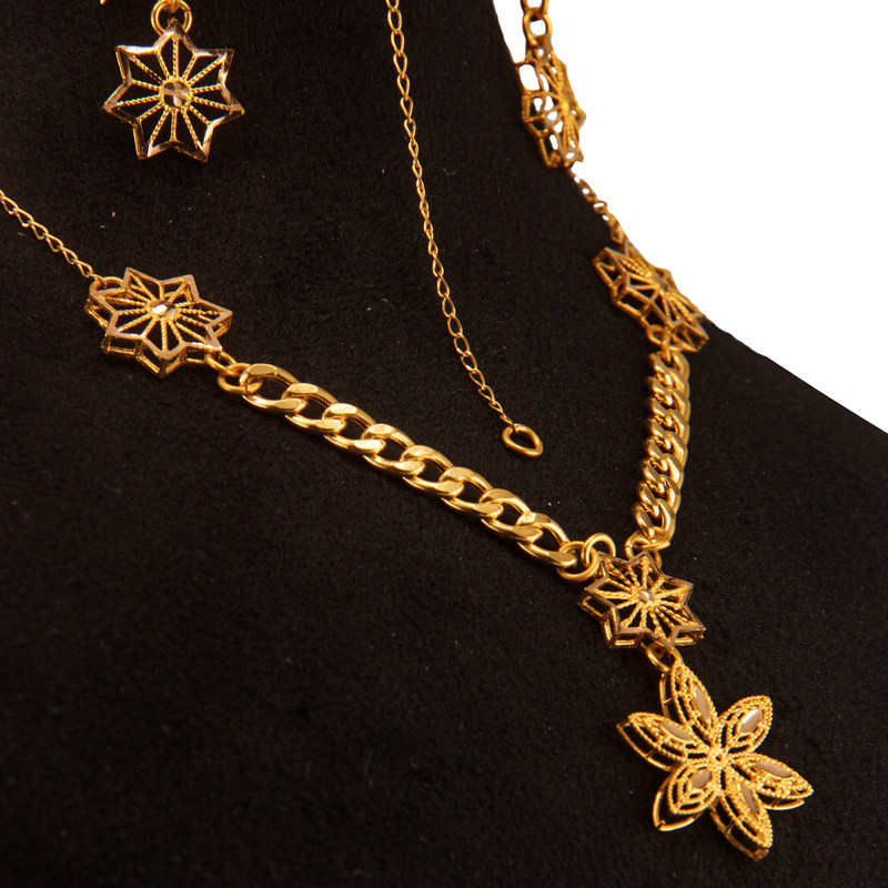 نیم ست طلا 18 عیار زنانه رستا گالری مدل F5465565 نیم ست طلا 18 عیار زنانه رستا گالری مدل F5465565