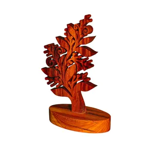 مجسمه چوبی مدل گلوریا