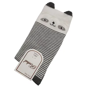 جوراب ساق بلند دخترانه مدل گوشدار طرح خرس رنگ سفید