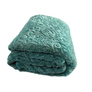 پتو 2 نفر گلبافت مدل برجسته کد 400 سایز 220x240 سانتی‌متر